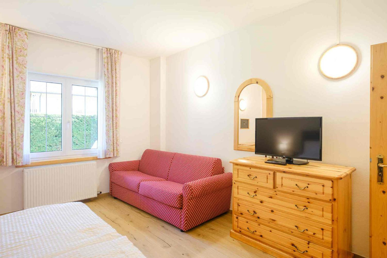 Bedroom 2, Residence Al Caminetto, Trento