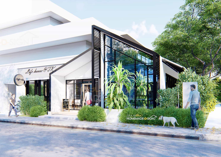 Exterior & Views