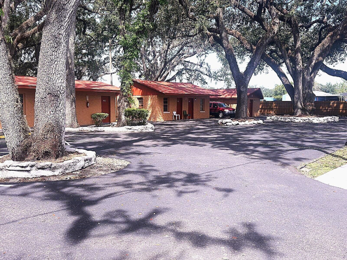 Exterior 2, Star Motel, Hillsborough