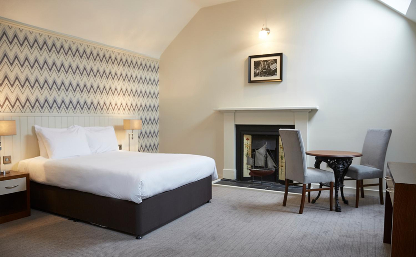 Bedroom 2, Fishermans Tavern, Dundee