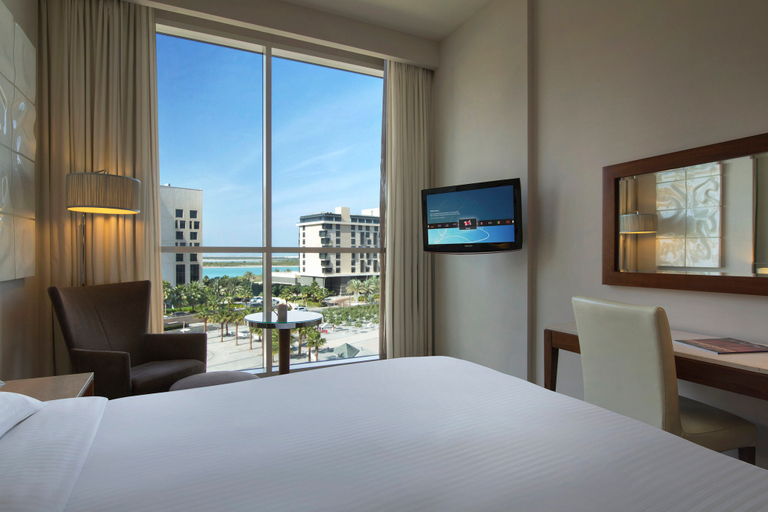 Bedroom 3, YAS PLAZA CIRCUIT by IHG, Yas Island