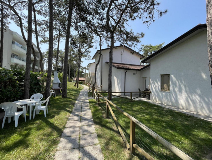 Others 4, Beautiful villa with terrace, Venezia