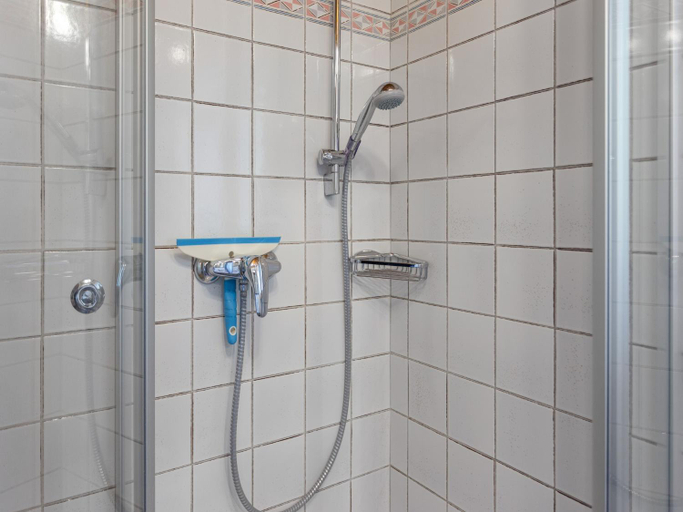 Bathroom 3, Alpenapartment mit Garten, Ostallgäu