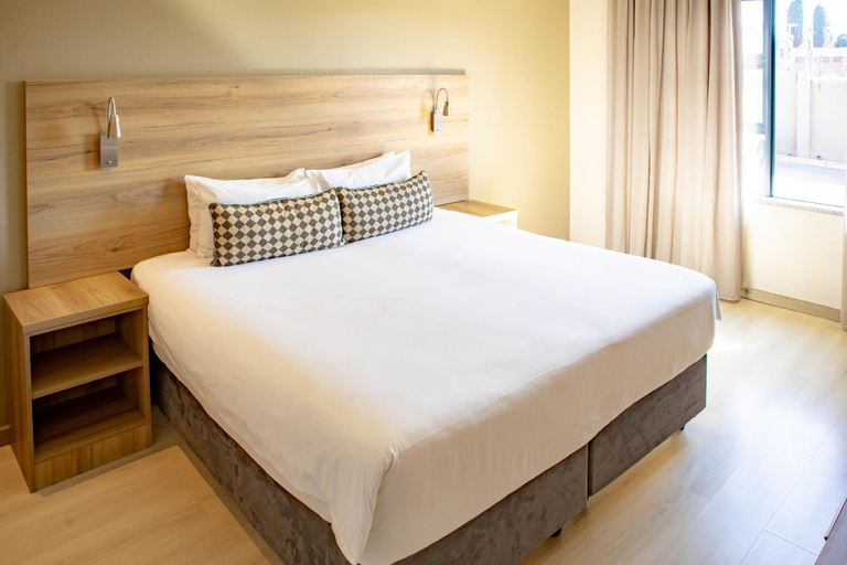 Bedroom 2, Regal Inn Midrand, City of Johannesburg