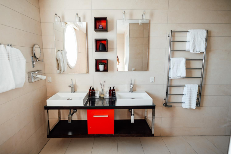 Bathroom 4, Nyborg Strand Hotel & Konference, Nyborg