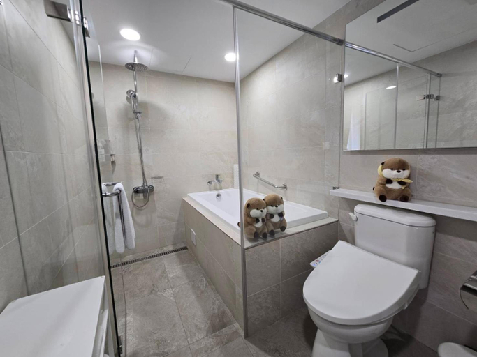 Bathroom 4, Solis hotel kinmen, Kinmen