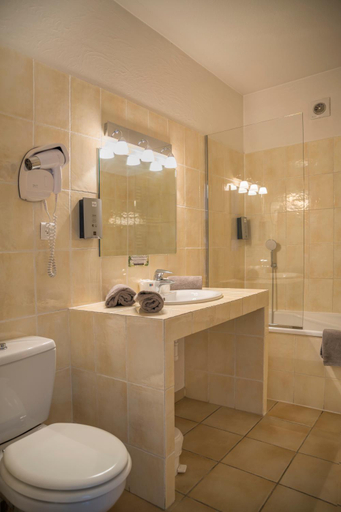 Bathroom 3, Hotel Toppin, Vaucluse