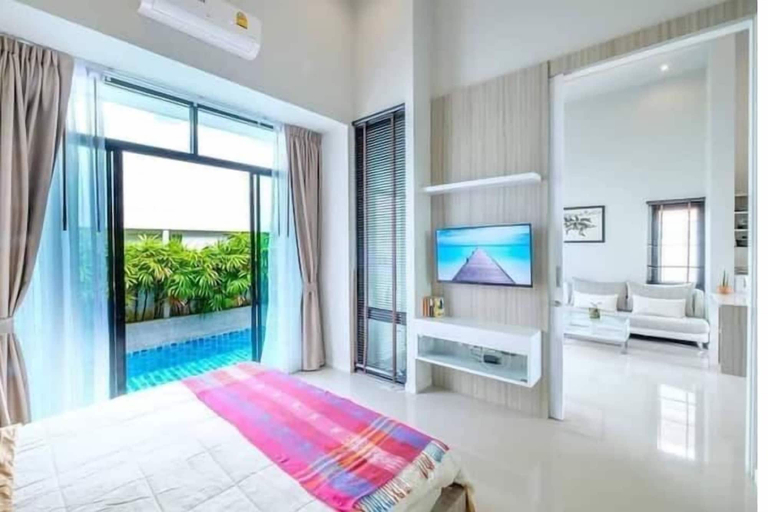 Room 4, Private pool great location v144, Phuket Island