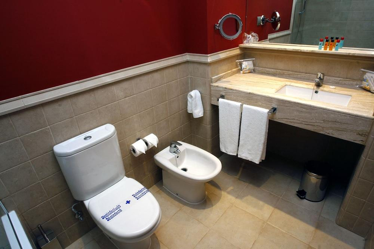 Bathroom 4, Hotel Andalussia, Cádiz