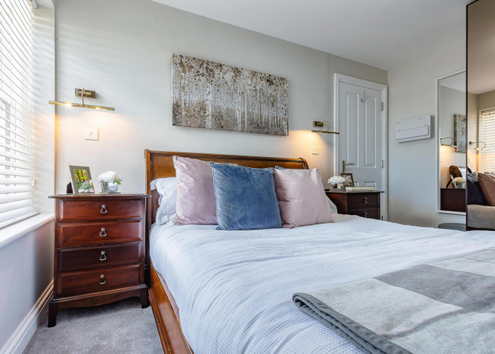 Bedroom 2, Harper Luxe Serviced Apartments Dunstable, Central Bedfordshire
