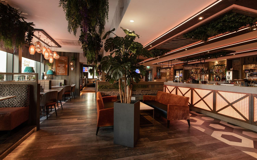 Food & Drinks 4, Royal Hotel, East Ayrshire