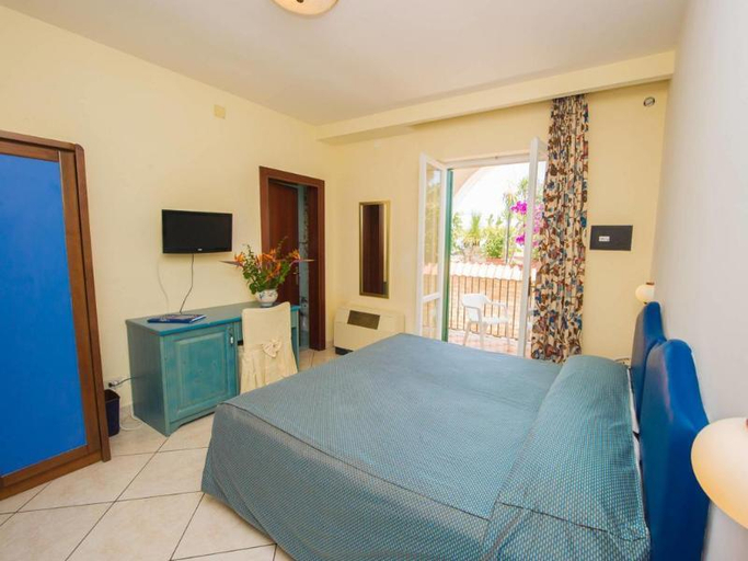 Bedroom 3, L APPRODO, Napoli