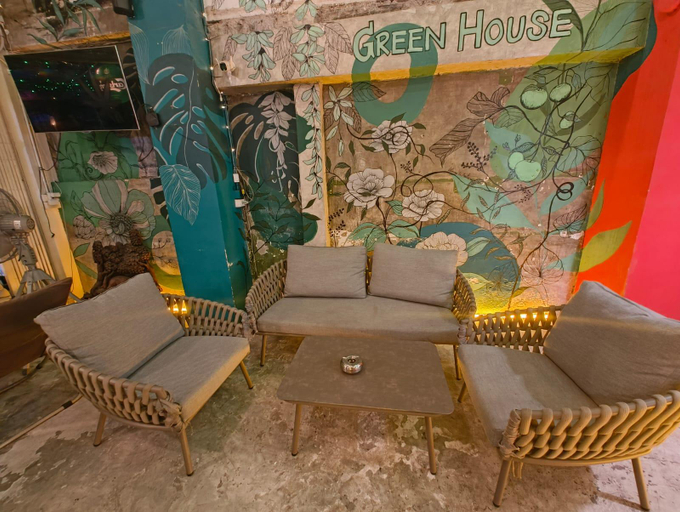 Public Area 2, Greenhouse Bangkok Khaosan, Phra Nakhon