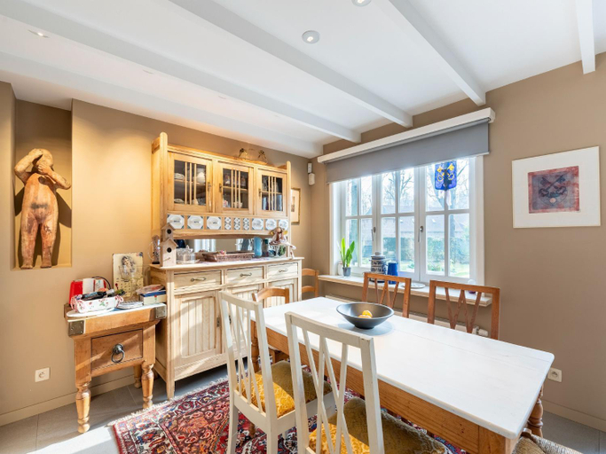 Food & Drinks 5, Apartment in Kruibeke Wissekerke Castle, Oost-Vlaanderen