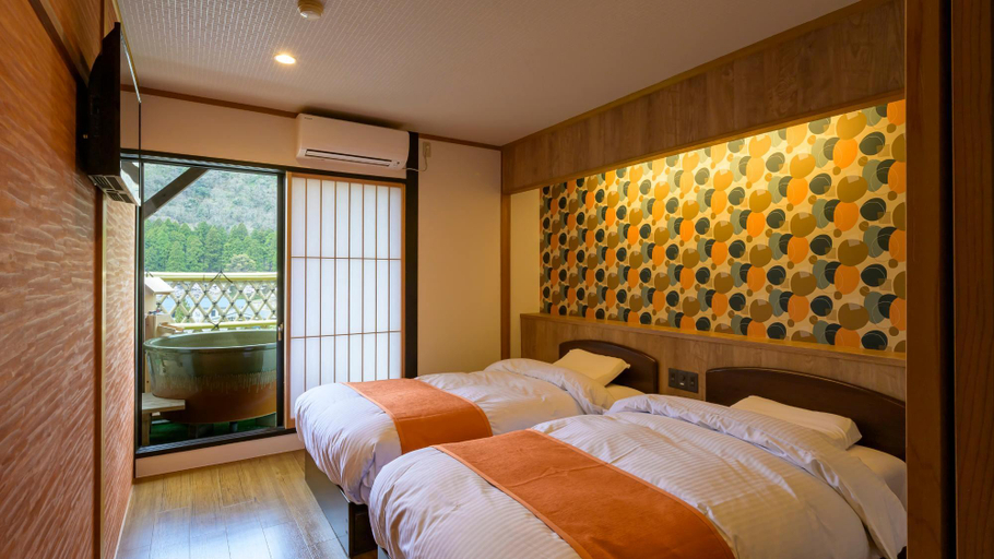 Bedroom 4, Suzuya Konnichiro, Kaga