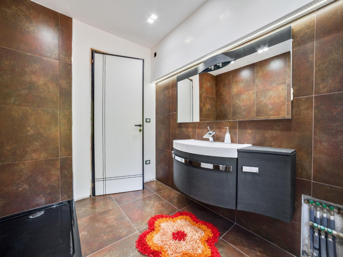 Bathroom 3, Villa in Nissoria with Private Pool, Enna