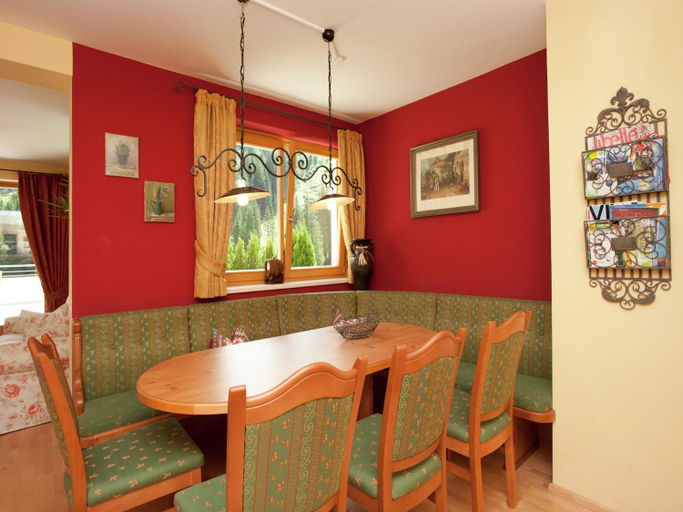 Others 4, Chalet in Saalbach near Ski Lift  Sauna, Zell am See