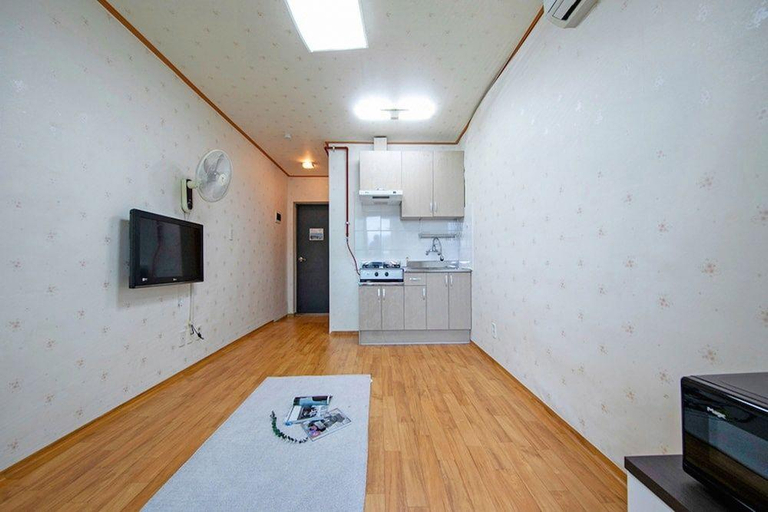 Others 3, Samcheok Donghae Pension, Samcheok