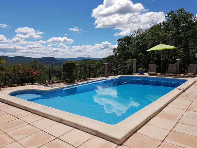 Sport & Beauty 2, Courry Views Pool Nature, Gard