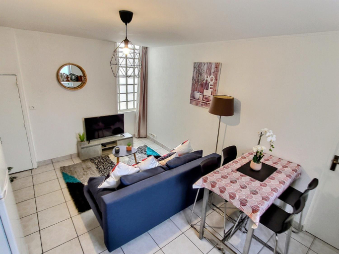 Others 4, Au detroit urbain - T2 Cosy et Chic, Loire-Atlantique