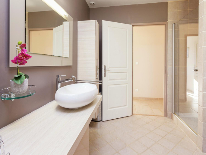 Bathroom 2, Villa in Cazals with Pool Lake Nearby, Lot
