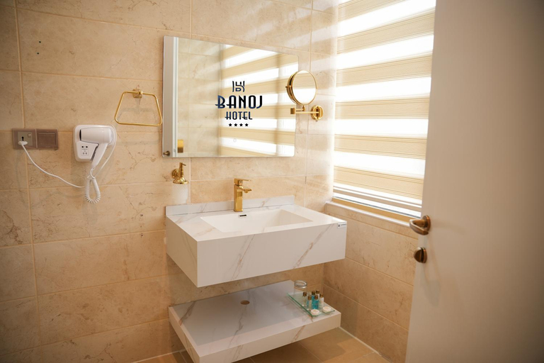 Bathroom 5, Banoj Hotel, Arbil