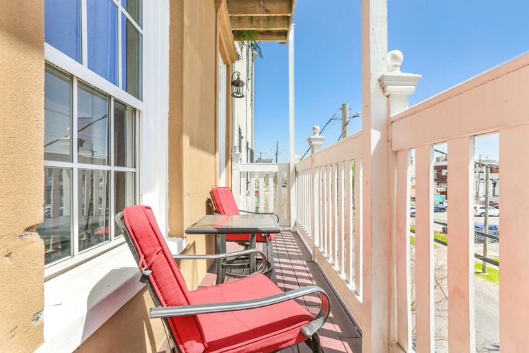 Others 3, Elegant 4BR Condo in Downtown, Orleans