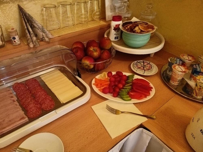 Food & Drinks 4, Penzion Janka, Brno