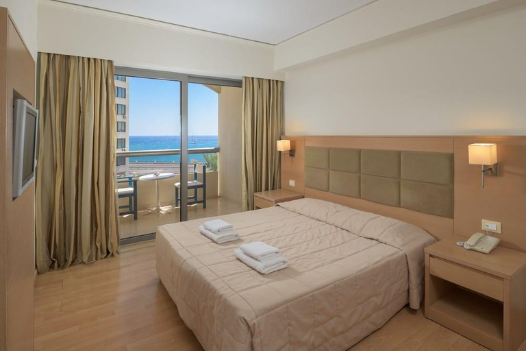 Bedroom 4, Island Resorts Marisol Hotel, South Aegean