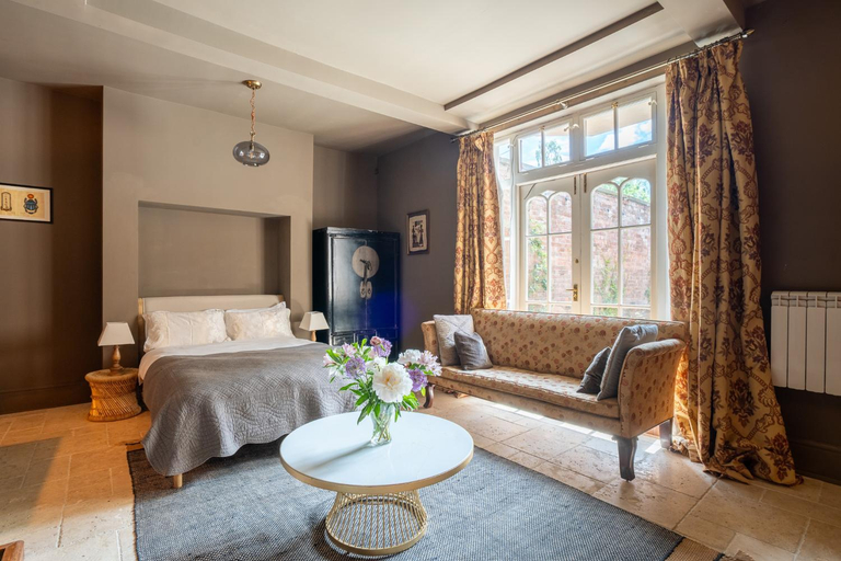 Bedroom 2, Apartment At Llanerchydol Hall, Powys