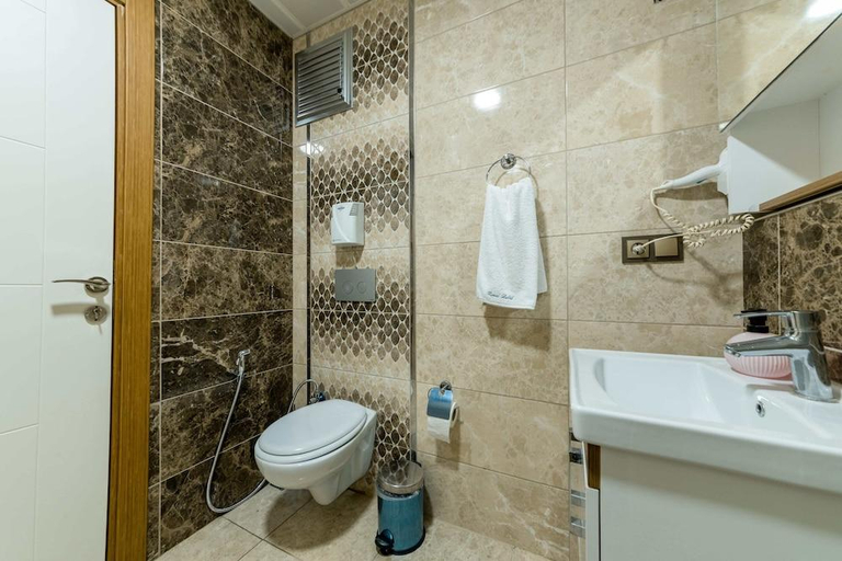 Bathroom 3, Royal Babil Suite, Merkez
