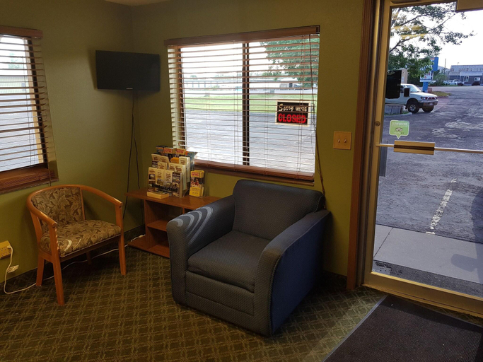 Public Area 2, Split Mountain Motel, Uintah