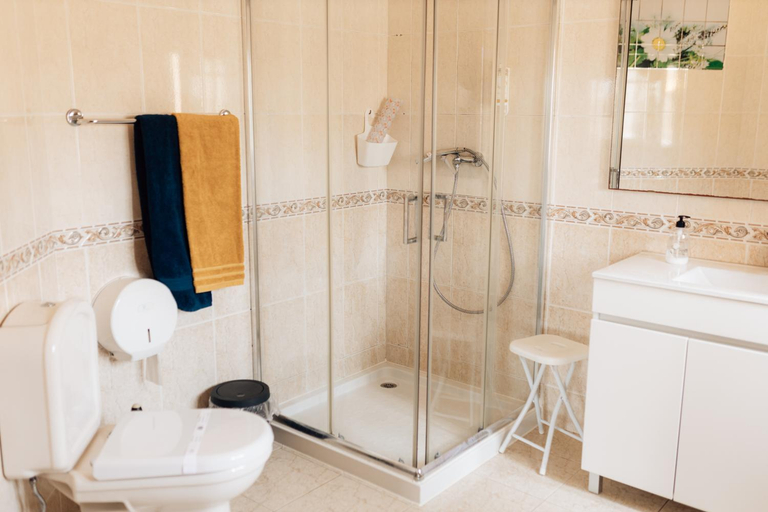 Bathroom 3, Casa da Avo Bela, Figueira da Foz