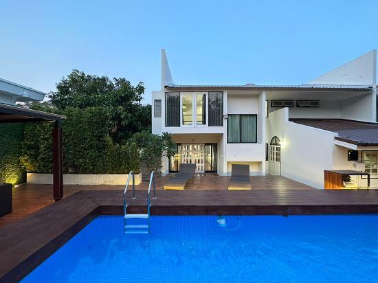 4, Bangkok Cozy Garden Pool Villa Sukhumvit, Phra Khanong