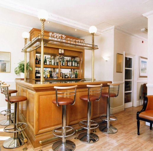 Food & Drinks 5, The Gresham Hotel, London