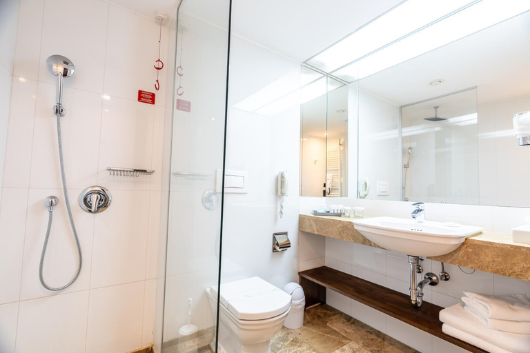 Bathroom 5, Hotel International, Sinaia