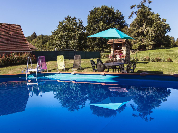 Others 3, Beautiful holiday home near lake and forest, Dordogne