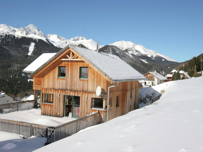 Others 2, Chalet Hohentauern by Ski Lift, Murtal