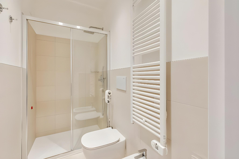 Bathroom 3, Oriana Homel Udine, Udine