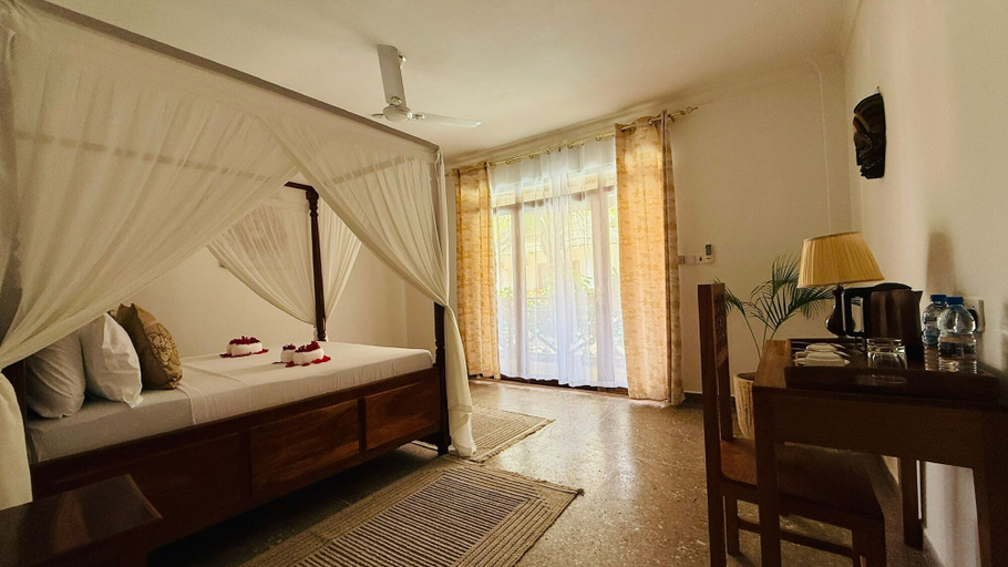 Room 3, Moya Beach Hotel, Kati