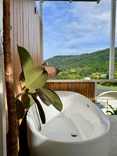 Bathroom, The Telling at Khao Khon, Khao Kho