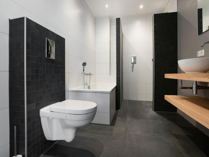 Bathroom 3, Group House in Lemele near Heuvelrug, Ommen
