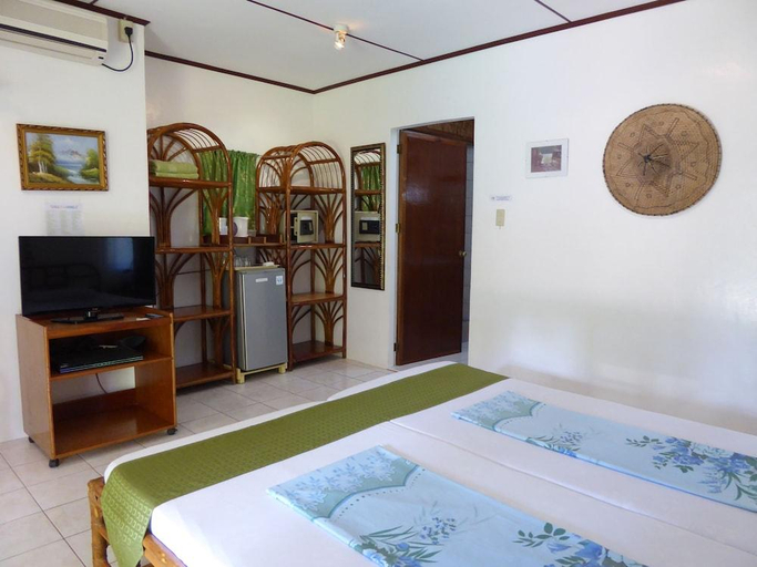 Bedroom 2, Marcosas Cottages Resort, Moalboal