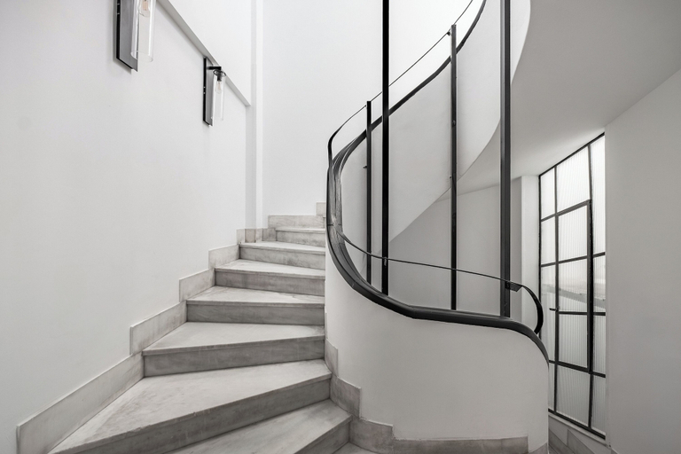 Staircase 4, Soultani Aparthotel by HarmonyHomesAway, Attica