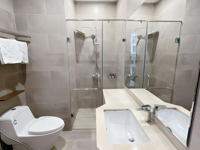 Bathroom 4, Amy Apartment Hue, Huế