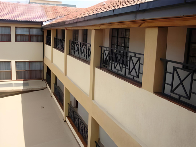 Others 4, The Strand Hotel Nairobi, Langata