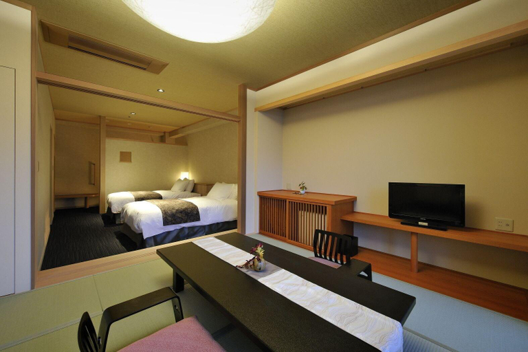 Bedroom 3, Seifuen, Chikuma