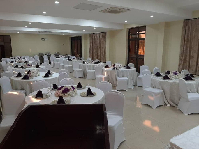 Food & Drinks 3, Crystal Suites & Apartments, Kampala