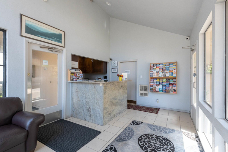 Public Area 2, Cannery Row Inn, Monterey