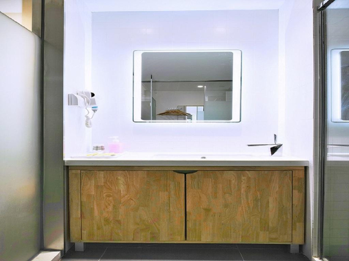Bathroom 4, 7 Days Inn·Langfang Railway Station, Langfang